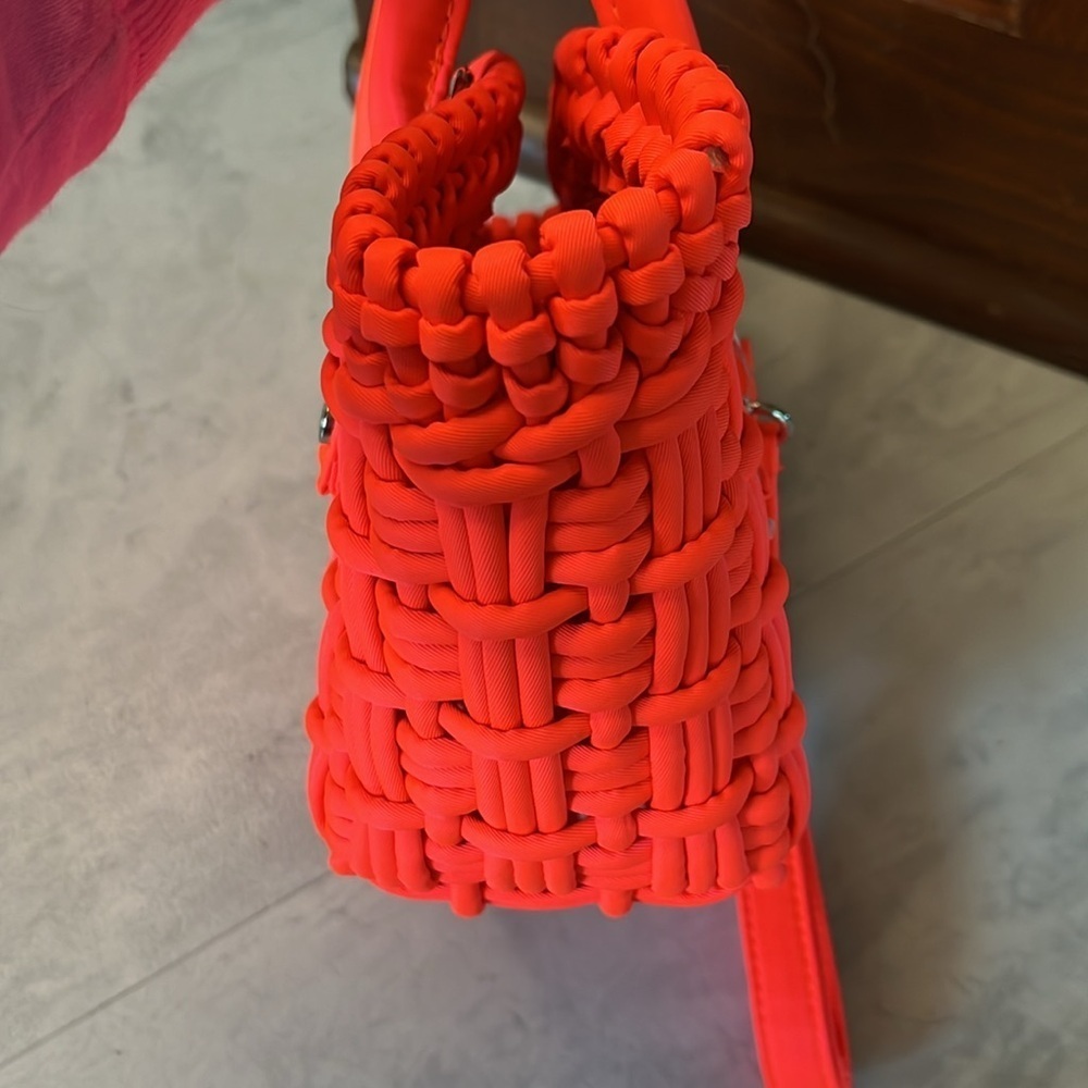 Urban outfitters  Nylon fabric woven bag NWOT dome top satchel fluorescent Orang - Picture 3 of 10